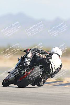 media/Sep-20-2025-Race Pace (Sat) [[d4e1b33f4d]]/Verified/Turn 16 (1145am)/